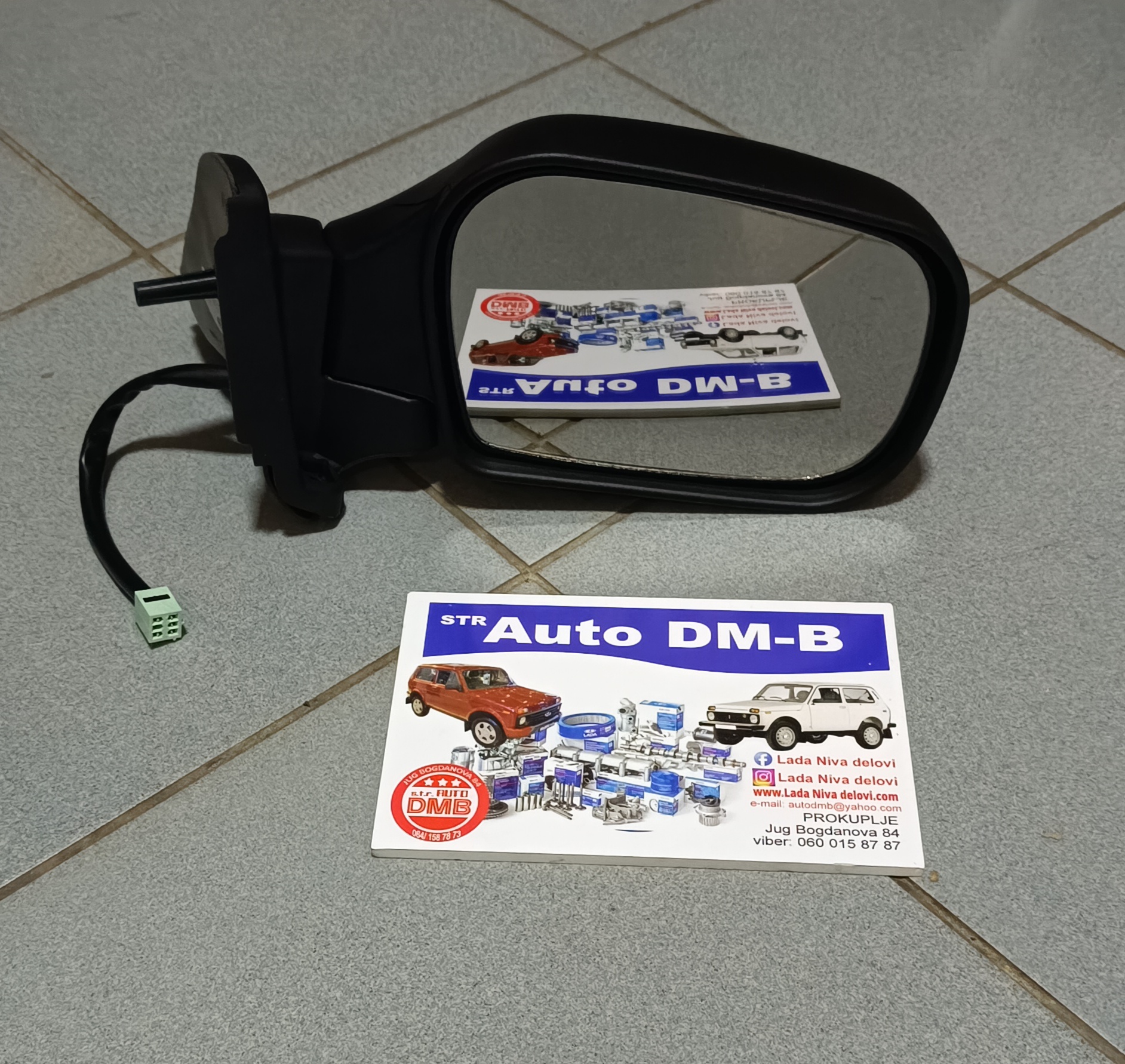 RETROVIZOR DESNI ELEKTRICNI NIVA