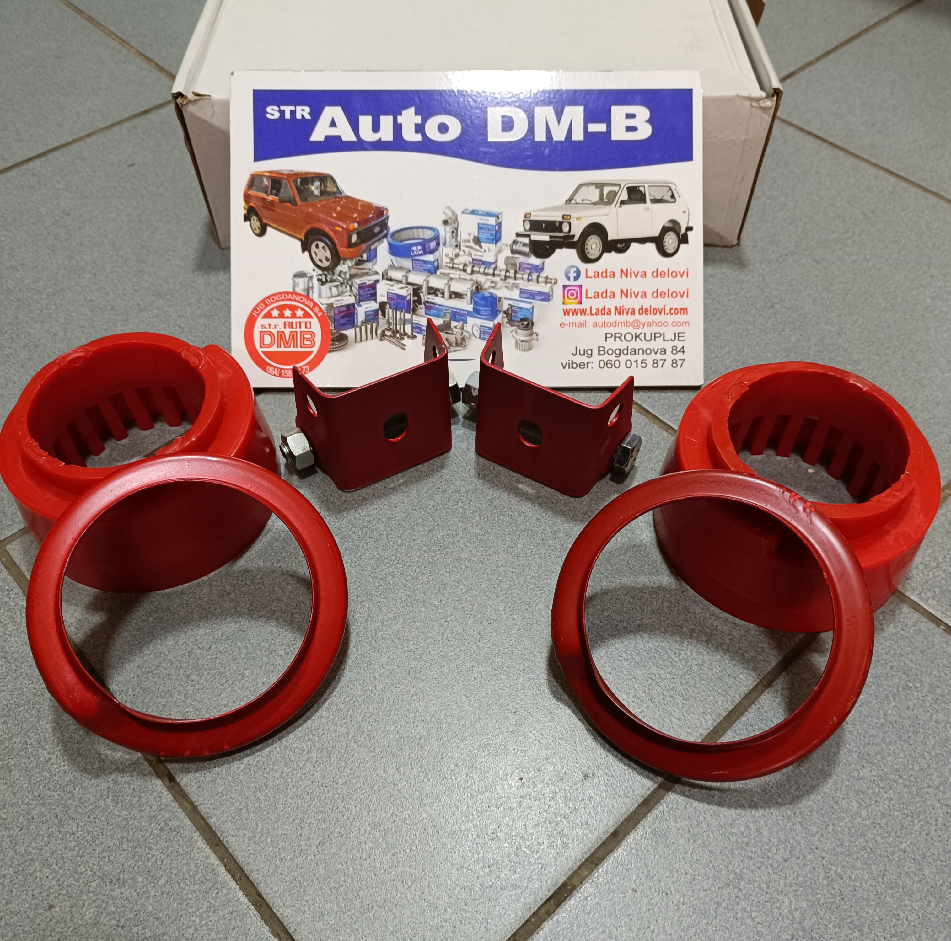 SET SILIKONSKIH PODMETACA 5CM CRVENI
